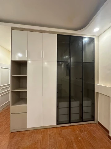 Tủ quần áo cánh kính đóng theo yêu cầu ( TACK 0004 )
