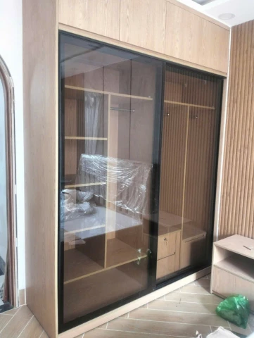 Tủ quần áo cánh kính đóng theo yêu cầu ( TACK 0001 )