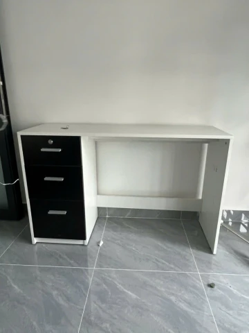 Bàn làm việc 36