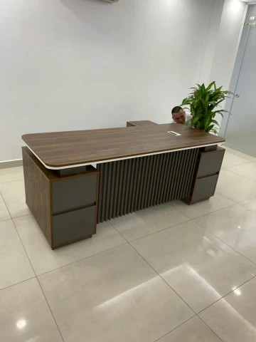 Bàn Làm Việc 24