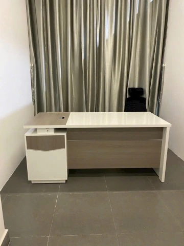 Bàn Làm Việc 21