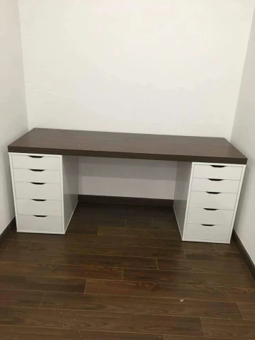 Bàn làm việc 10