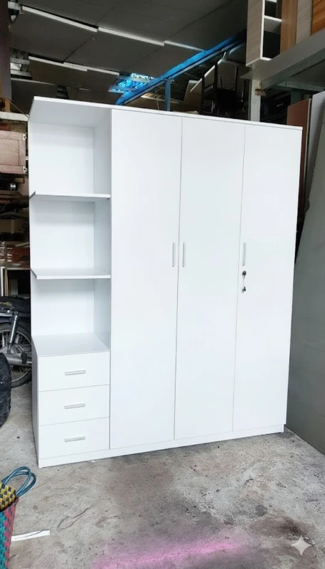 Tủ quần áo 3 cánh 1 kệ gỗ MDF phủ melamin ( CBV11 )