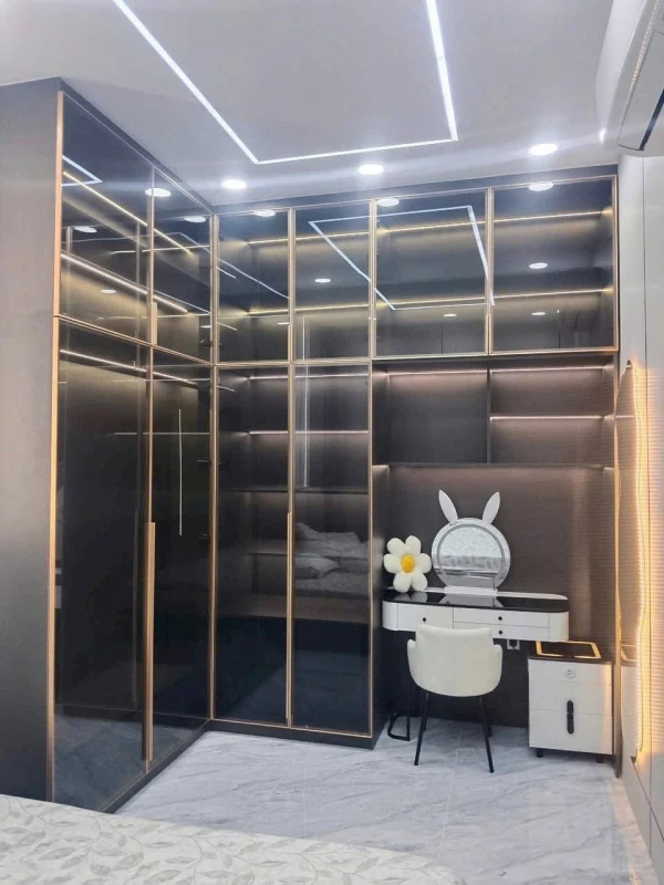 Tủ quần áo cánh kính đóng theo yêu cầu ( TACK  21  )