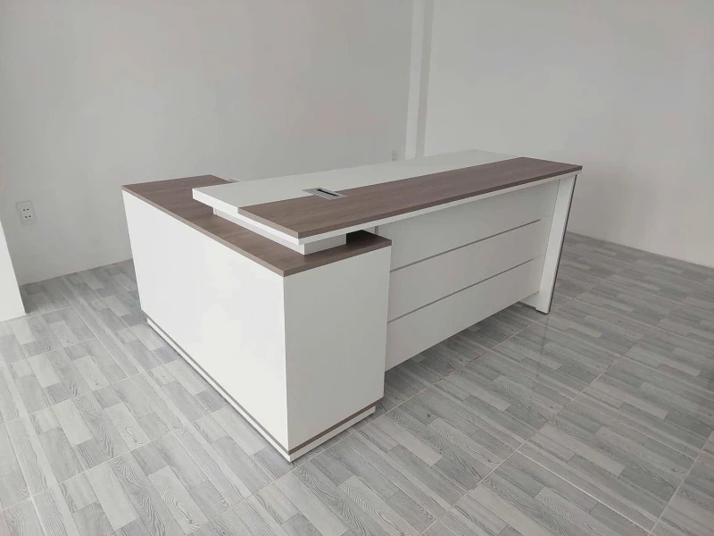 Bàn làm việc 11